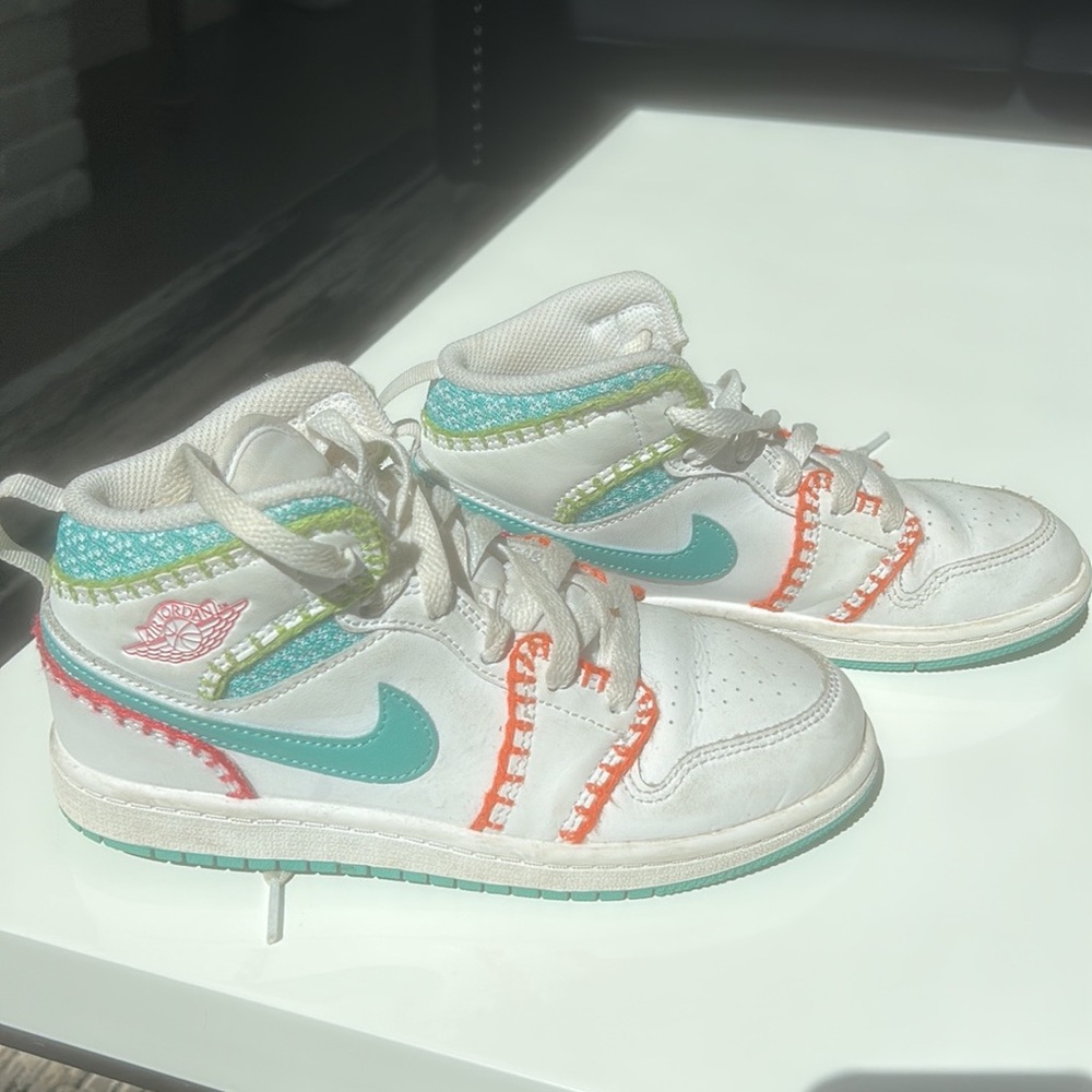 nike air force 1 sneakers